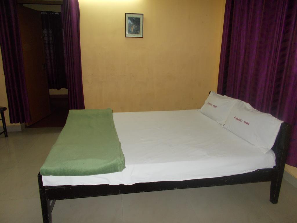 Hotel Guruvayur Bunglow Exterior foto