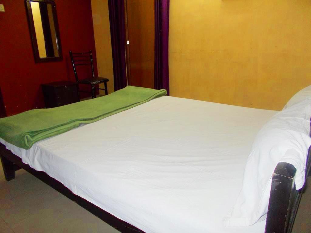Hotel Guruvayur Bunglow Exterior foto